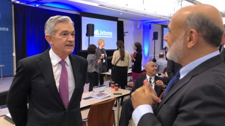 Инвеститорите разчитат на Фед да ги предпази от пазарен срив