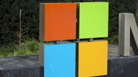 Инвеститори в Microsoft настояват за по-голяма данъчна прозрачност на компанията