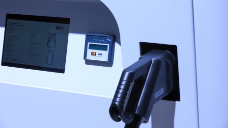 Volkswagen ще привлича купувачите на електромобили с фотоволтаици 