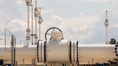 Все още не е ясно кога ще започнат доставките на газ от терминала край Александруполис