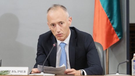 Реформите в образованието включват интегрални изпити и акцент върху математиката
