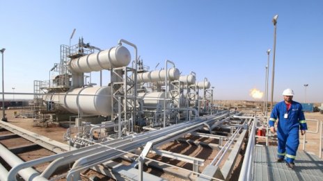 ОПЕК повиши прогнозата си за търсенето на петрол