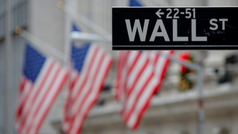 Wall Street се възстановява след най-лошата си седмица от две години