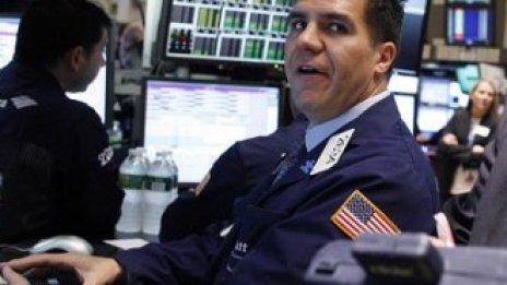 Технологичният сектор повиши щатските индекси