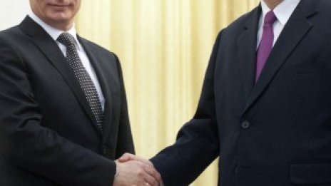 Китай блокира достъпа до сайтовете на Bloomberg и Businessweek