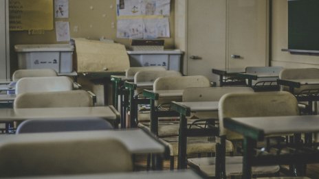 МОН започва изграждане на визия за промяна в образованието заедно с парламента