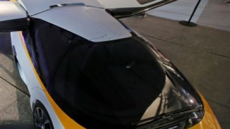 Японците ще използват летящи коли през 2020 г.