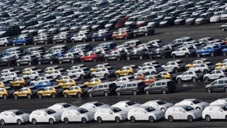 САЩ могат да загубят 14 млрд. долара от митата върху европейските автомобили 