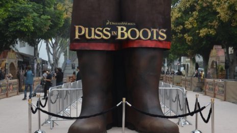 "Котаракът в чизми" е първият "милионер" за тази година в българския бокс-офис