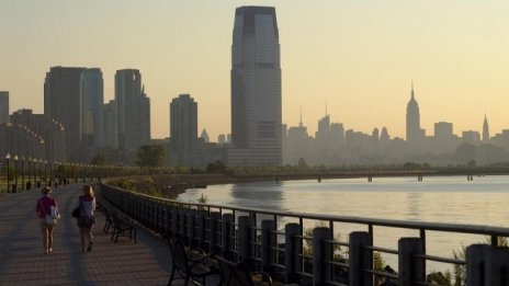 Печалбата на Goldman Sachs спадна с 58%, но надхвърли очакванията на анализатори