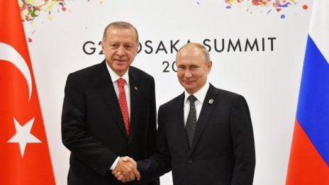 Турция изостави Запада. Прав й път!