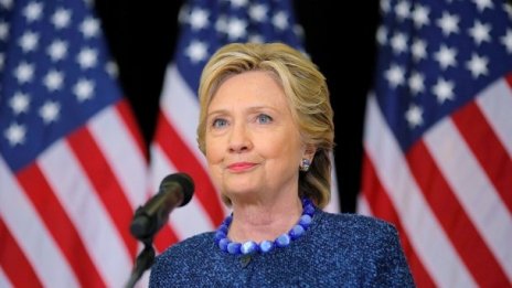 Преднината на Клинтън се топи