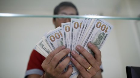 По-високи данъци за богатите американци - идея отвъд табуто
