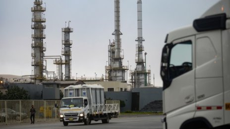 Възможността за още санкции срещу Русия отново увеличава цената на петрола*