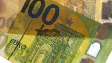 Еврото отчита най-ниската си стойност за последните 7 седмици