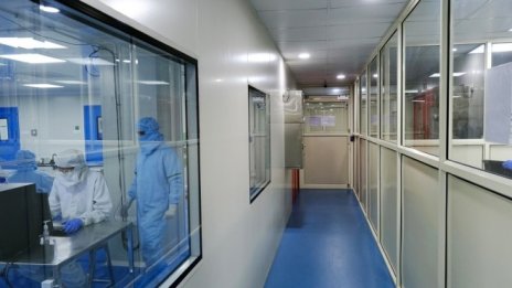 С 30 млн. лв. осигуряват медицинска апаратура за COVID зоните