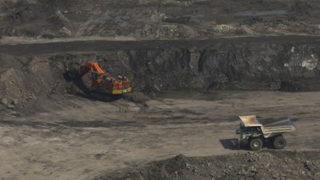 Китай може да се окаже по-зависим от въглищата, отколкото от петрола