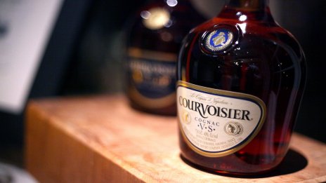 Campari купува коняка Courvoisier за 1,2 млрд. долара