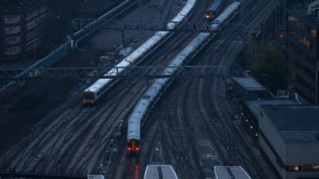 НКЖИ е продала скрап за 3,47 млн. лева през стоковата борса