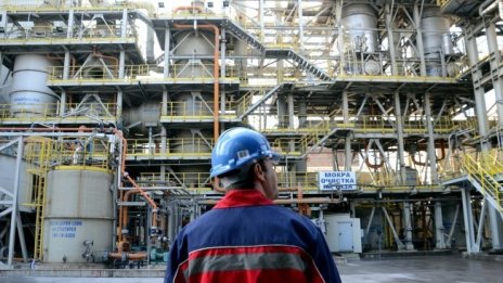 Райфайзенбанк: Ускореният внос задържа темпа на растеж на БВП в края на 2017 г.