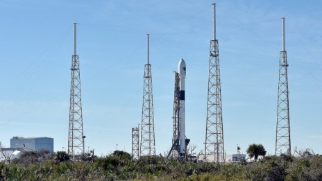 SpaceX планира съкращения на 10% от служителите си
