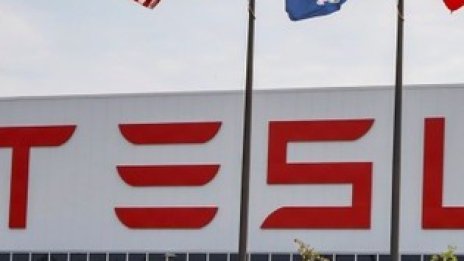 Държавният инвестиционен фонд на Саудитска Арабия не се интересува от Tesla