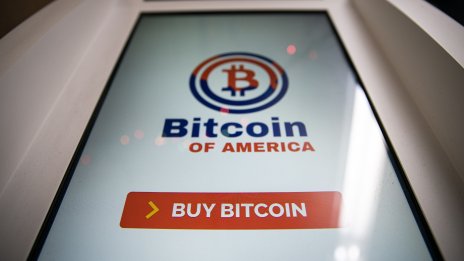 Биткойнът се представя със 170% по-добре от пет водещи индекса през тримесечието