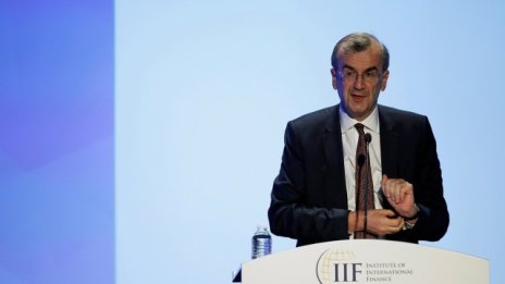 Вилерой: Еврозоната се нуждае от силен финансов министър