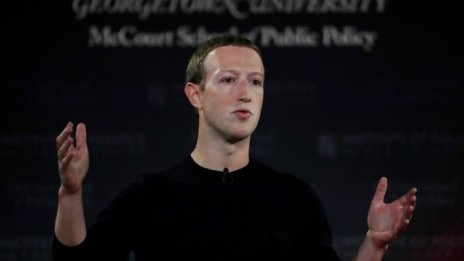 Зукърбърг защити подхода на Facebook към свободата на словото