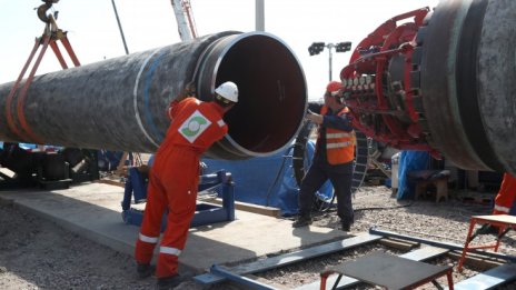 Газпром: Подписваме две споразумения с Украйна за пренос на природен газ