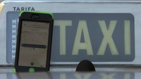 Uber среща проблеми и в Бразилия