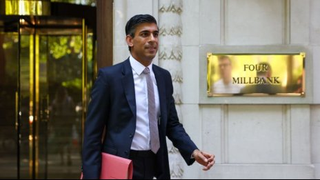 Риши Сунак е възложил одит на военната помощ, предоставена на Украйна,