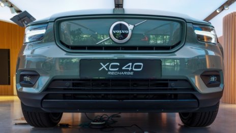 Volvo разочарова с печалбата си, очаква бавно излизане от кризата с чиповете