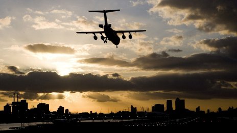 Част от концесионни плащания за летищата в Бургас и Варна са отложени до 2025 г.