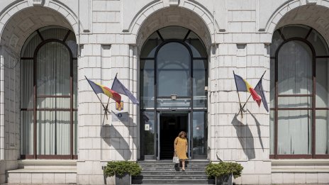 Дългът на Румъния расте през 2025 г. с 45 хил. евро в минута