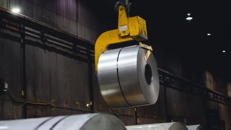 ЕС и САЩ готвят временна сделка за стоманата, за да избегнат връщането на митата на Тръмп