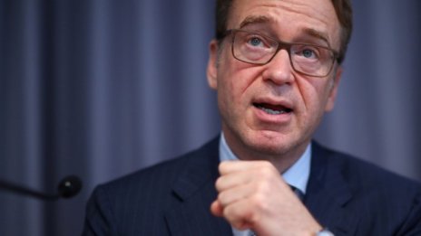 Макрон се присмя на „закъснялата“ подкрепа на Вайдман за програмата на ЕЦБ