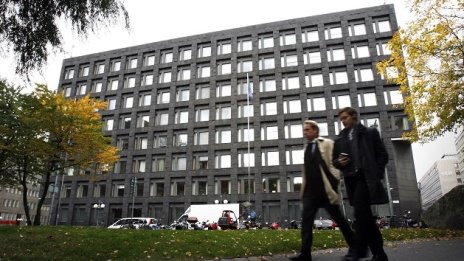 Шведската централна банка разширява плана си за количествени облекчения