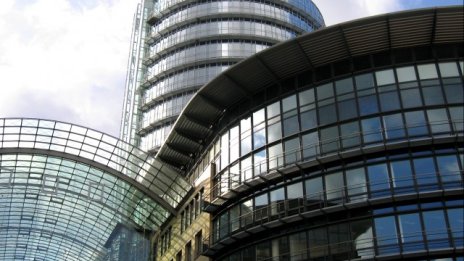 Бизнесът засилва търсенето на офиси извън София