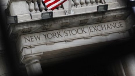 Щатските индекси отстъпиха, водени от спад в технологичния сектор