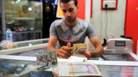 Иран зачерква четири нули от валутата си