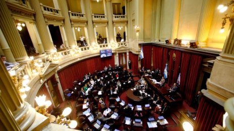 Аржентина слага край на спора по дълга с фондовете "лешояди"