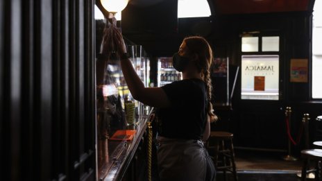 Английските пъбове гледат с надежда към Световното първенство по футбол