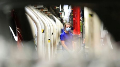 Фабричното производство в еврозоната отчита рекорден ръст през април