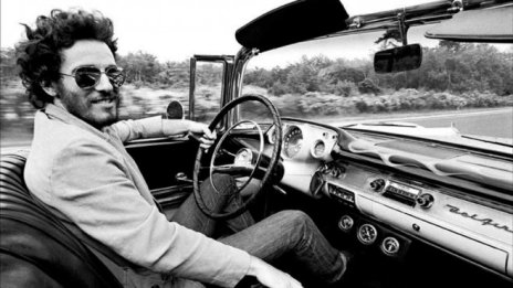 Шевролетът, за който Брус Спрингстийн пее в "Born To Run", се продава