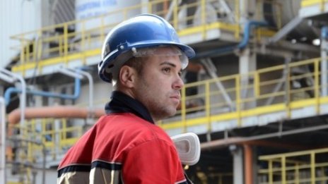 Цветните метали и петролните продукти свиват износа на България за деветмесечието