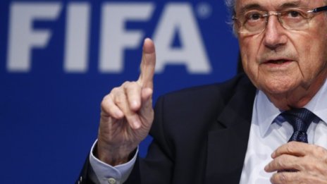 FIFA на съдбоносен кръстопът 