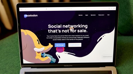 Конкурентът на Twitter Mastodon отказва финансиране, за да защити статута си на НПО