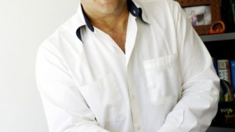  Д-р Николаидис: Нашата програма е създадена с уважение към студентите 