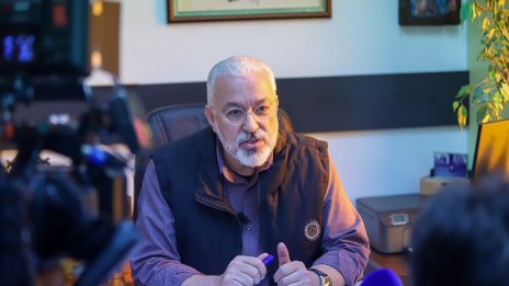 Ил. Семерджиев: Фармацевтичният сектор е превзел здравния и изсмуква огромни ресурси от него